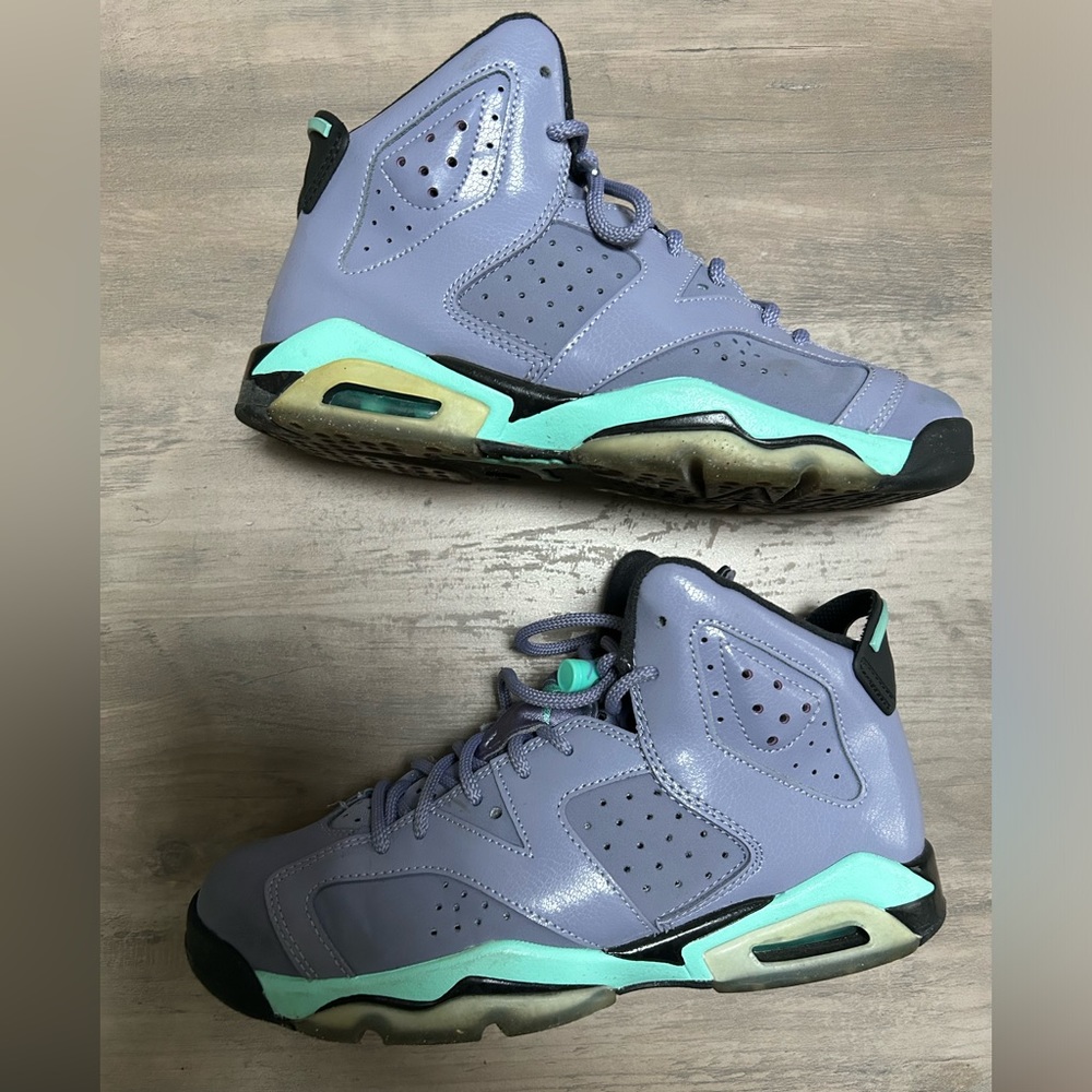 Air Jordan 6 Retro Iron Purple